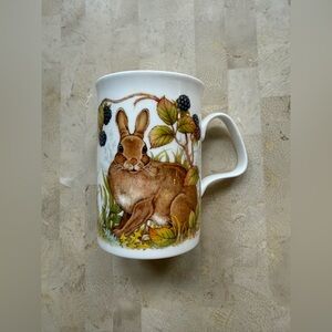 Roy Kirkham Fine Bone China England Rabbit BlackBerry Coffee Tea Mug Collectible